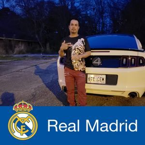 Meet your Posher, Dennis